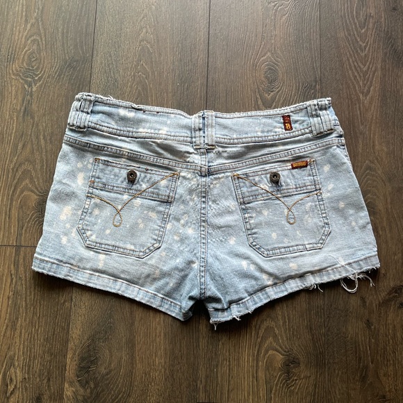 BONGO Prefaded Jean Shorts - Picture 2 of 11